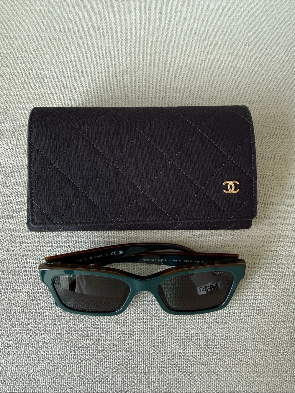 CHANEL Black Quilted Case with Green Rectangular Sunglasses - Picture 1 of 4